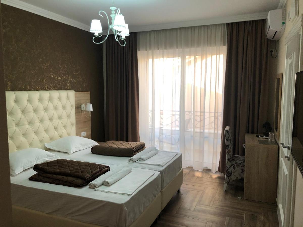 Metropolis Hotell Ulcinj Eksteriør bilde