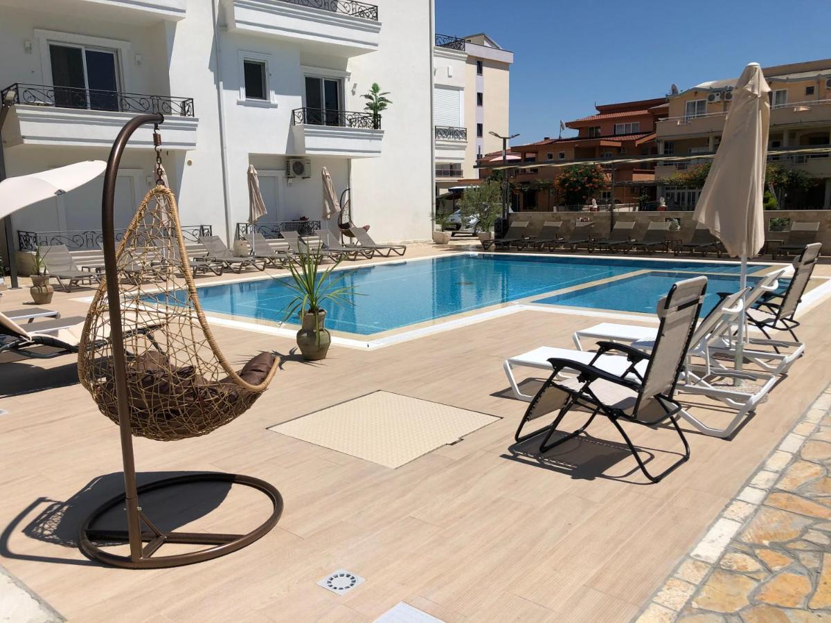 Metropolis Hotell Ulcinj Eksteriør bilde