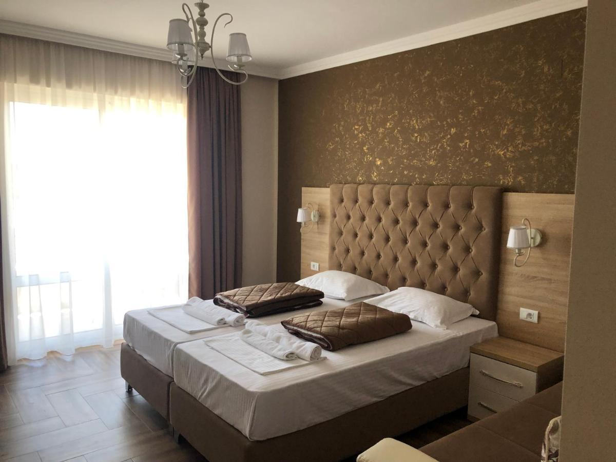 Metropolis Hotell Ulcinj Eksteriør bilde