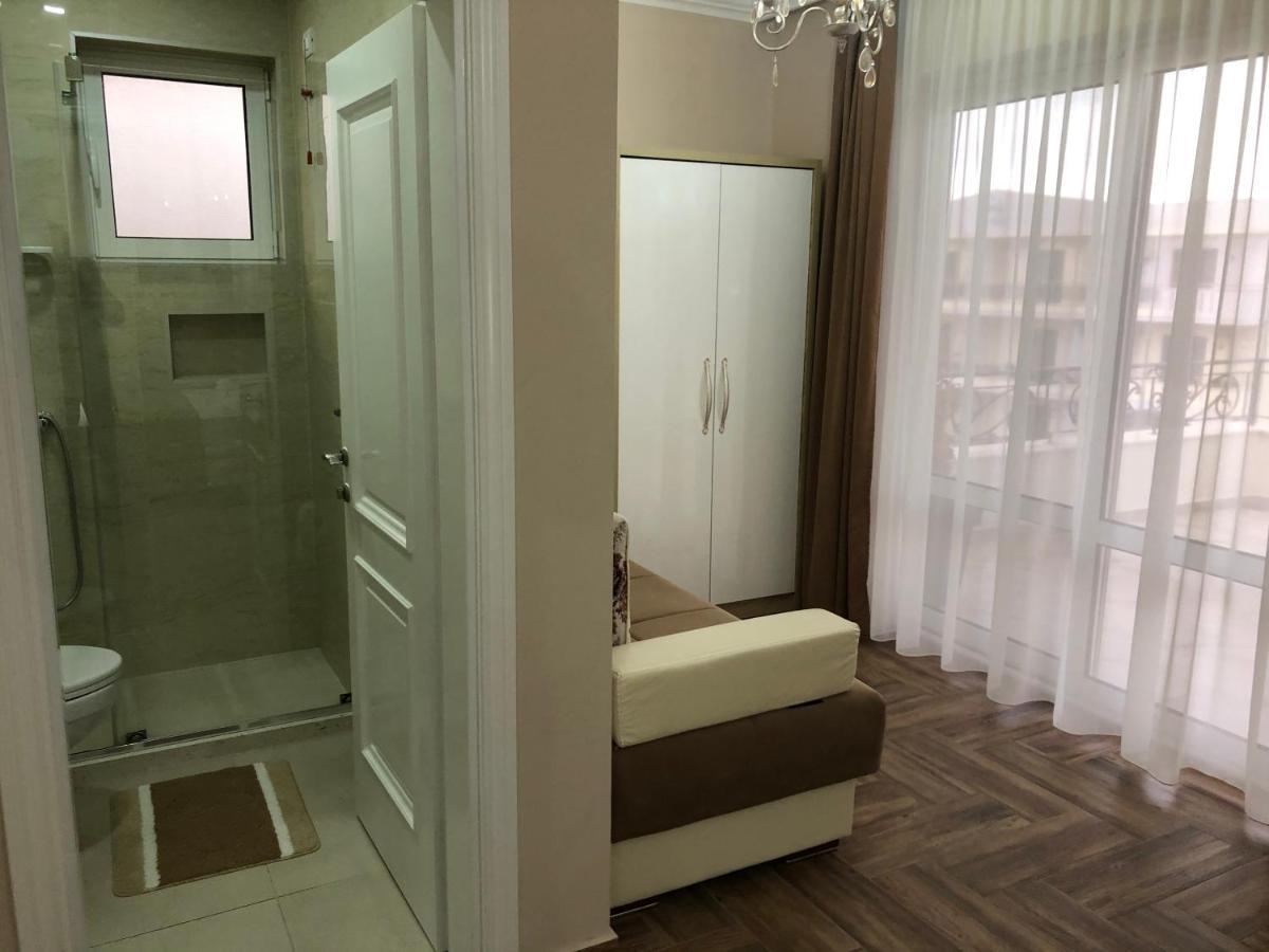 Metropolis Hotell Ulcinj Eksteriør bilde