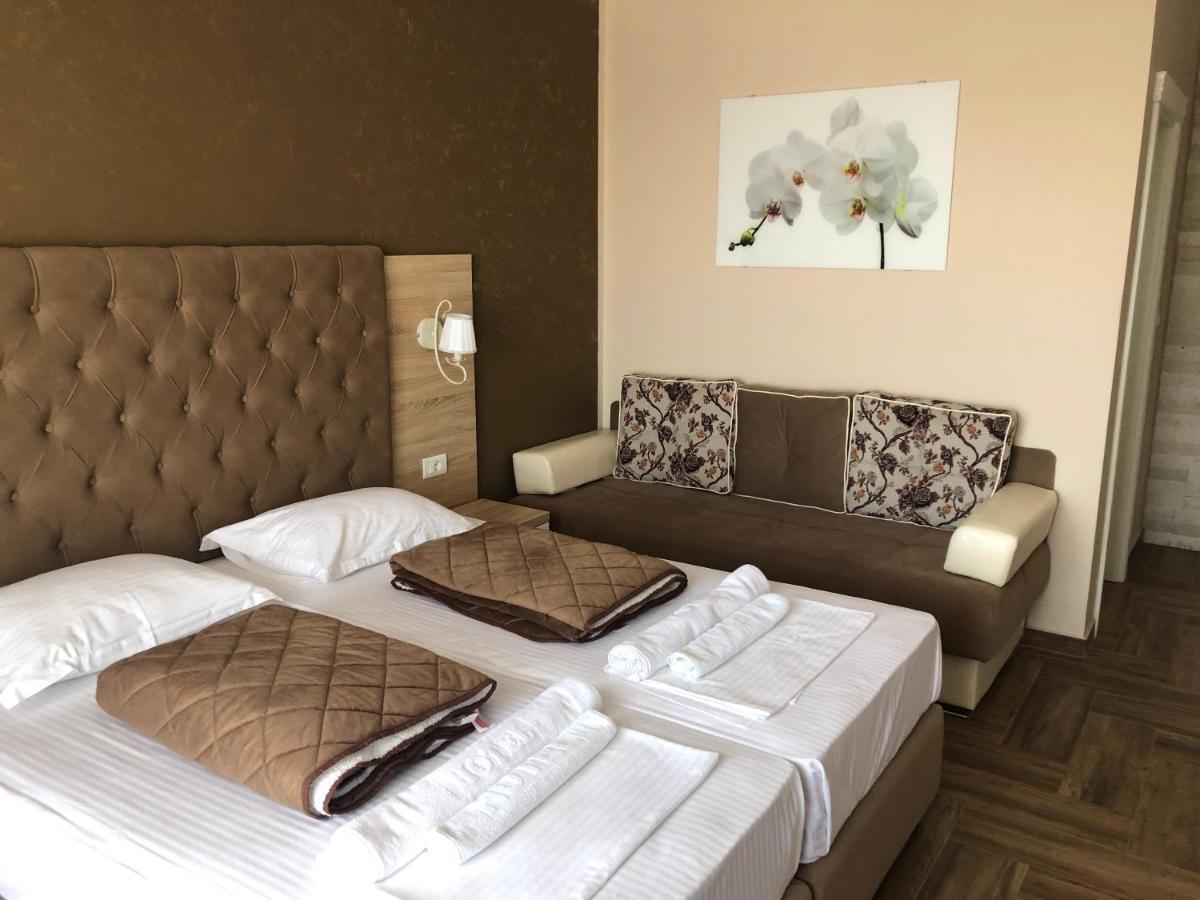 Metropolis Hotell Ulcinj Eksteriør bilde